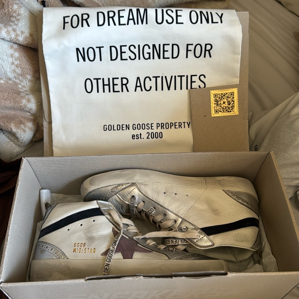 Brand New GOLDEN GOOSE